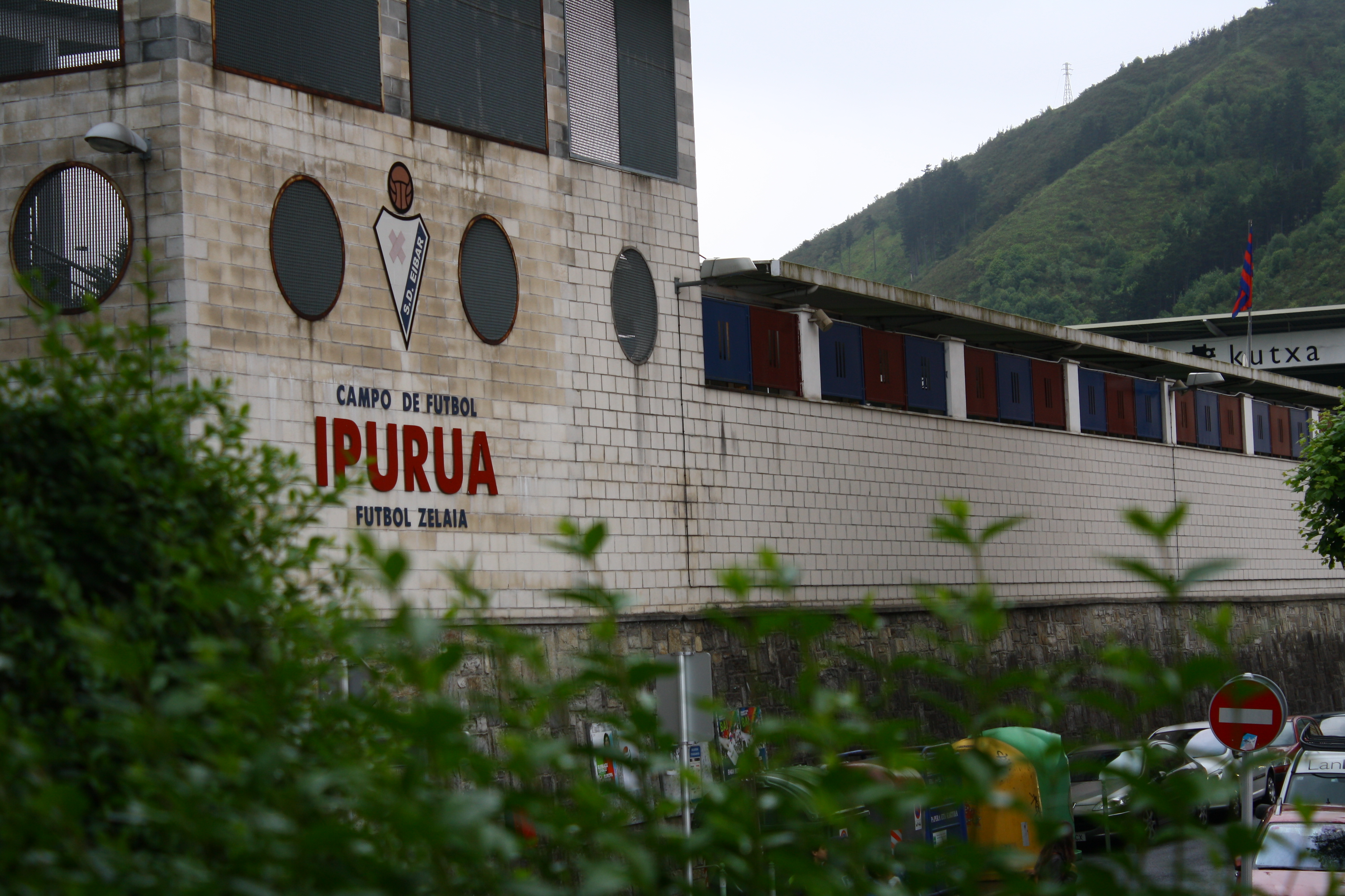 Campo de fútbol del Eibar, Ipurua